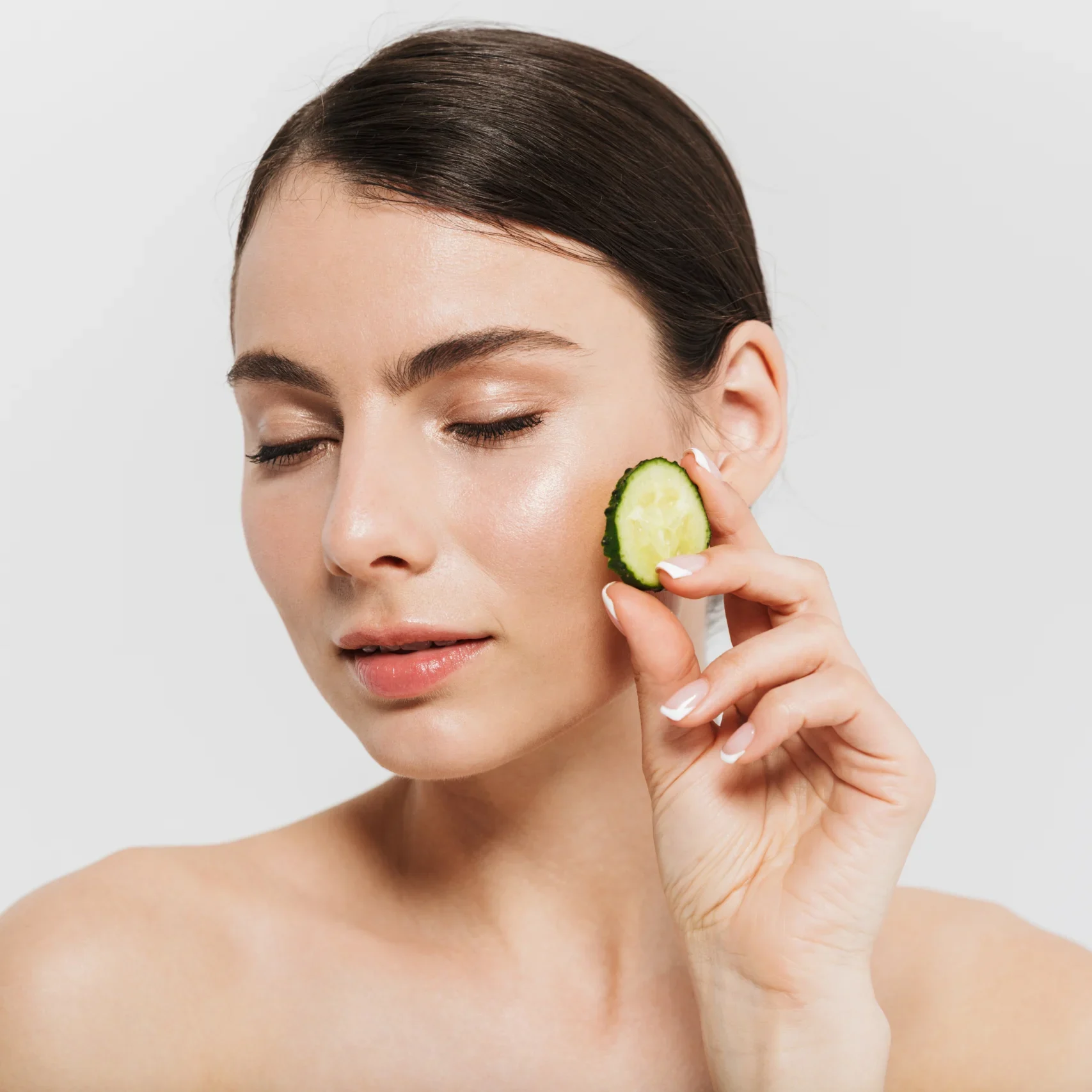 How to Create the Perfect Skincare Routine for Every Age Group